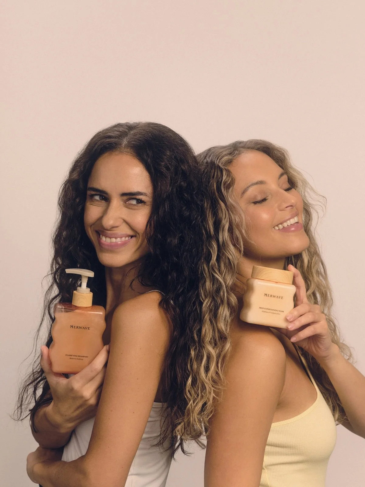 Merwave_MODEL_26_11_2025_NikaSPhotography_GROUP_HERO_1966 copy.jpg