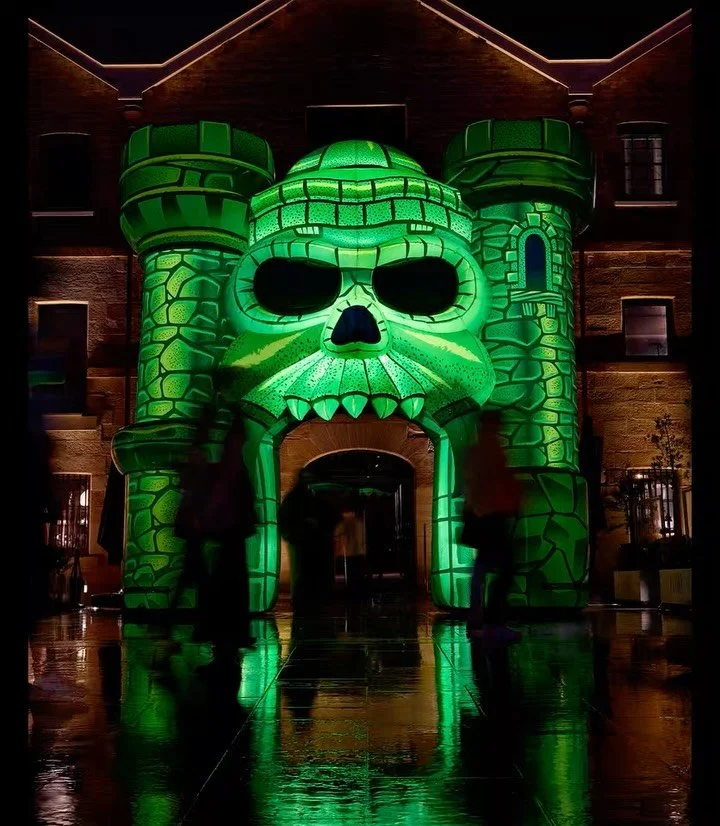 It&rsquo;s not every day you get a call from @EddieZammit &hellip;Hey, do you want to work on a 6 metre inflatable Castle Grayskull with me? It&rsquo;s going to have internal lights that light up at night&hellip;. 

MOTU @Masters has landed in Sydney