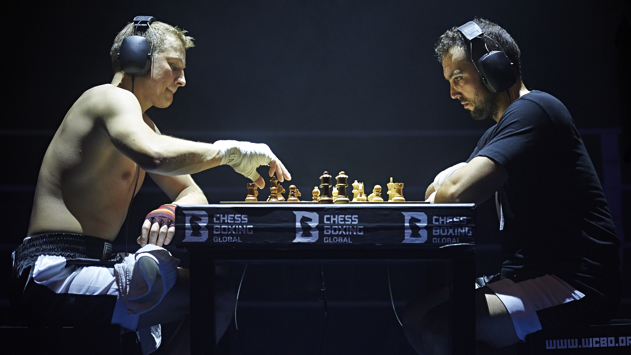 Oh this? Just a game of chess boxing : r/theocho