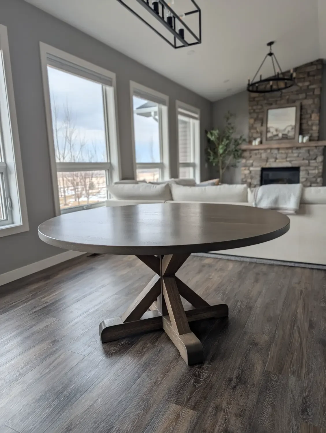 the-priddis-farmhouse-round-table (2).webp