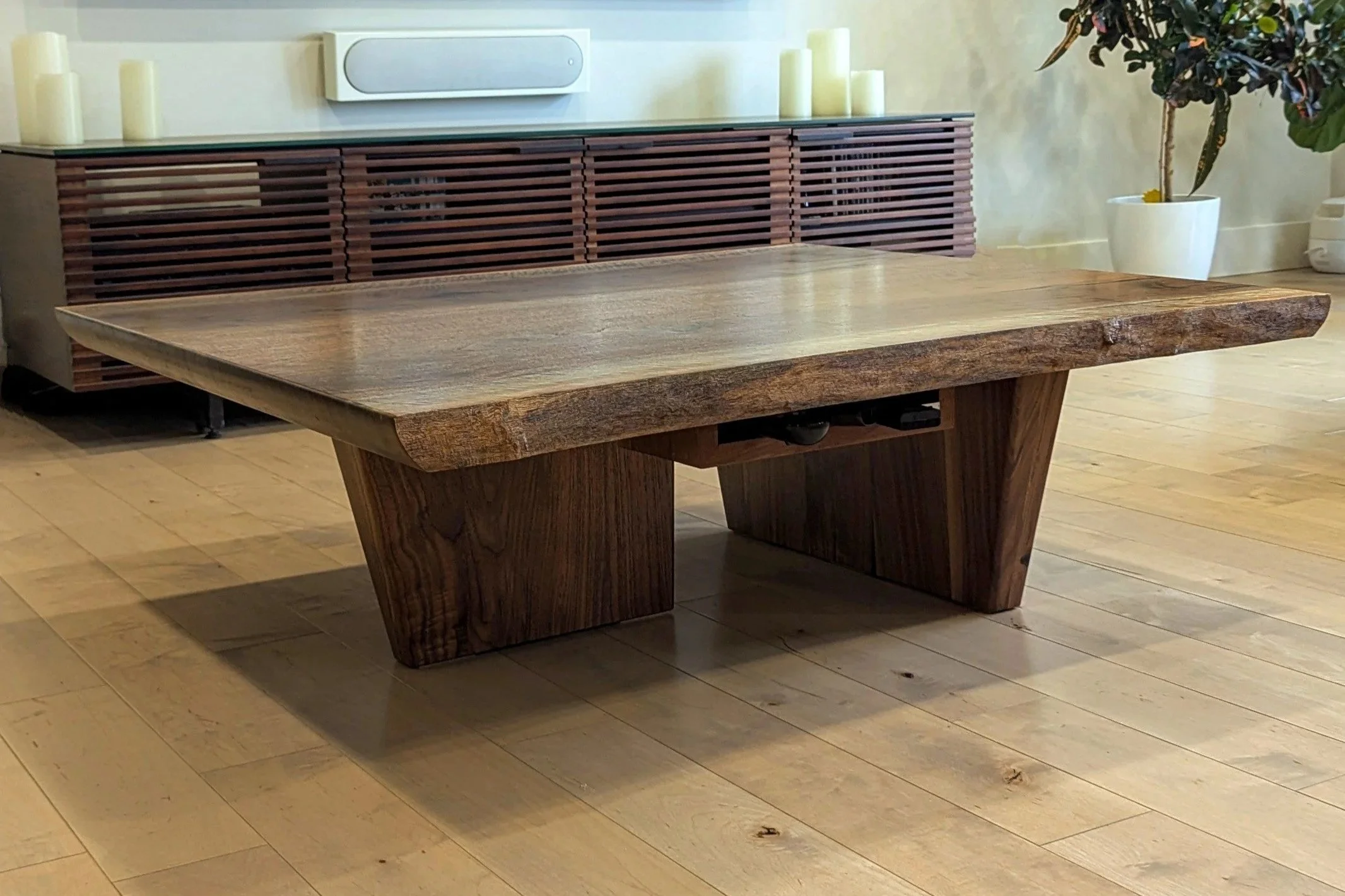 custom-hardwood-coffee-table-living-room-furniture-calgary+%284%29.jpg