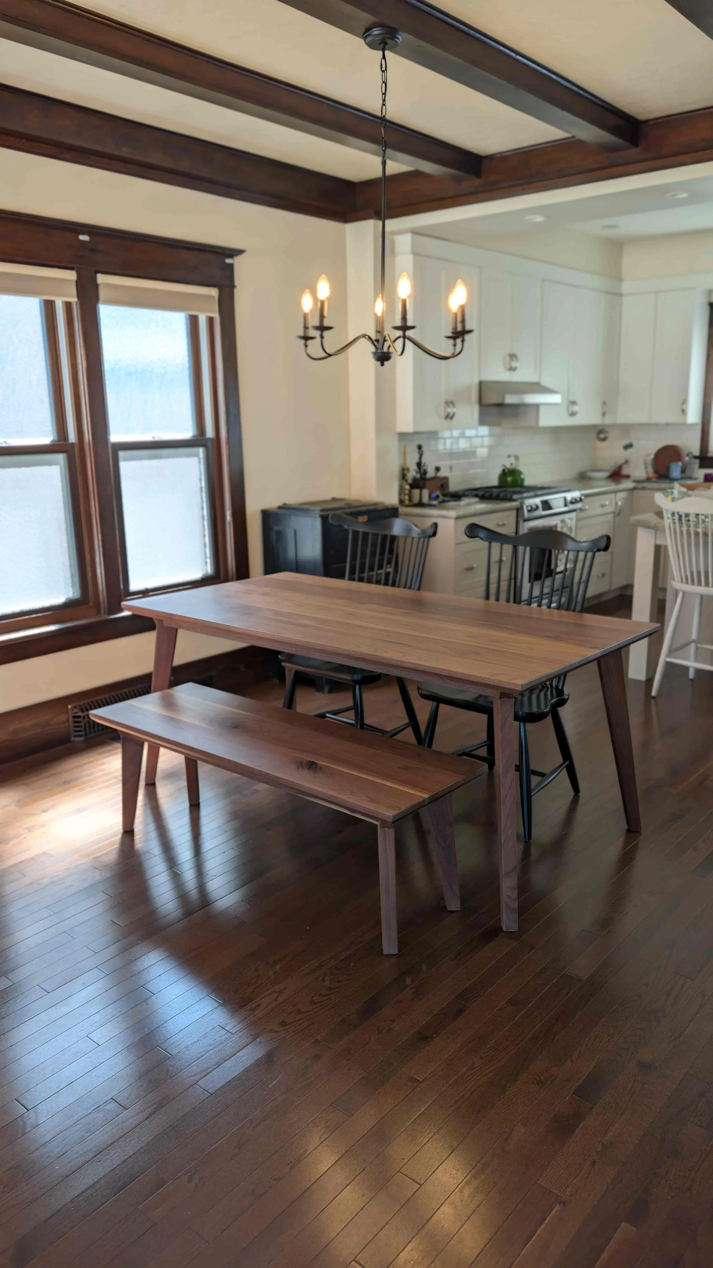 Custom-dining-table-calgary-tapperd-legs (4).jpg