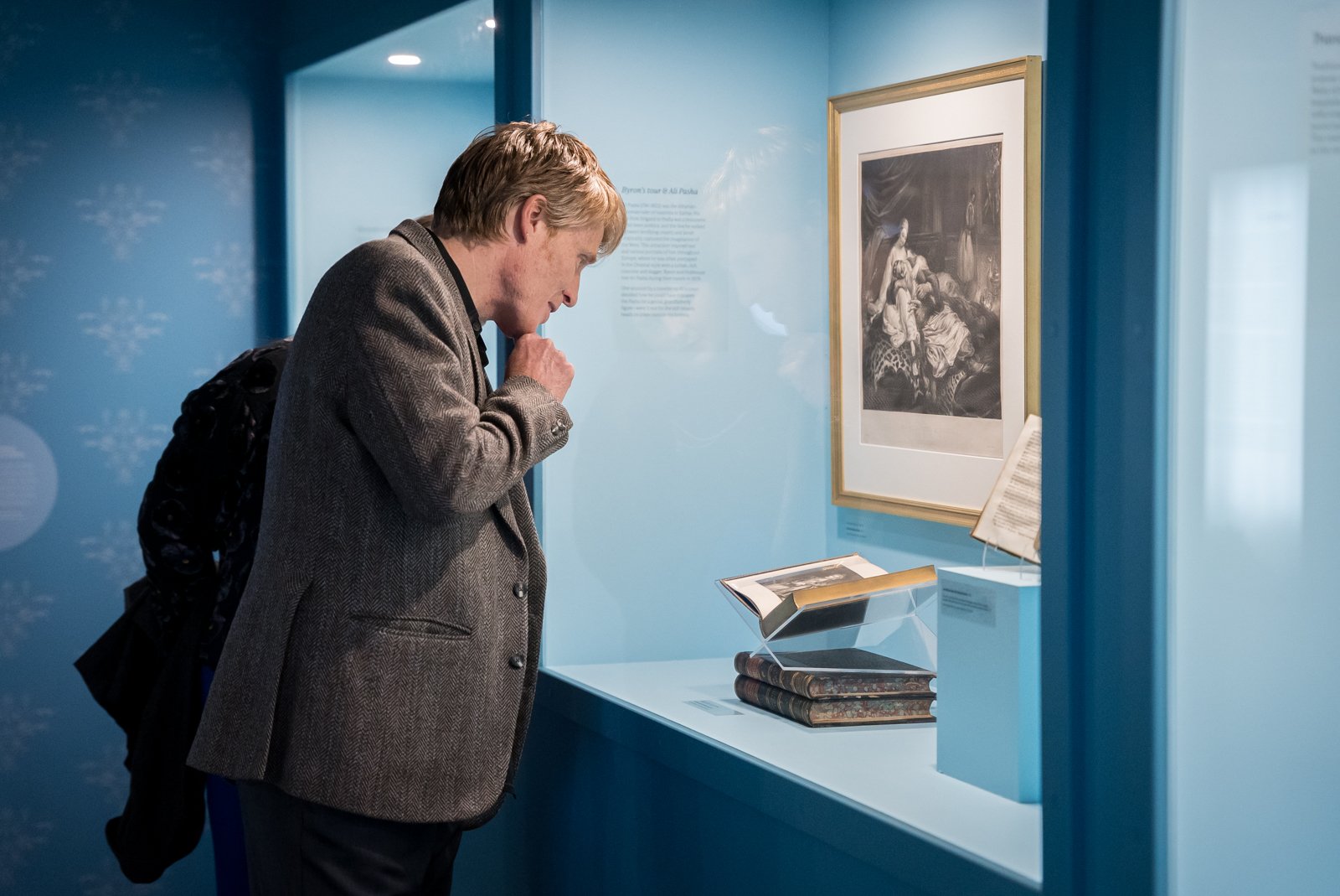HellenicMuseum_TheSpiritOfByron2_SamanthaMeuleman_web-121.jpg