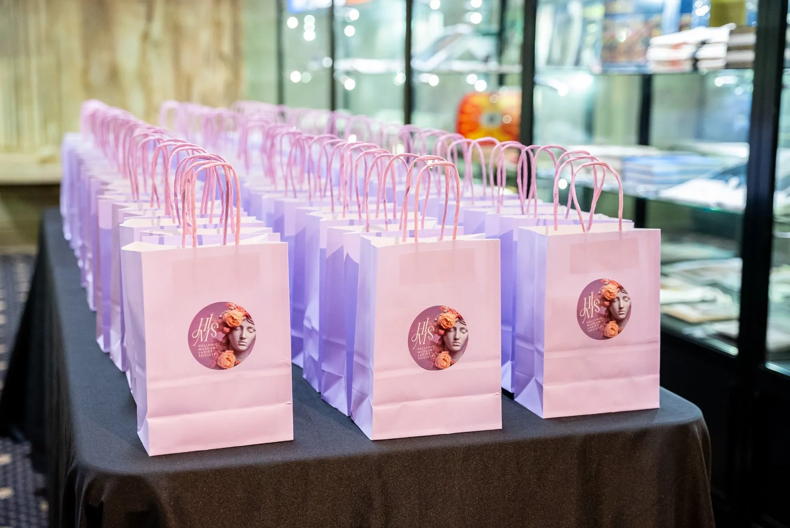 HMLSGardenParty_29Nov24_credit_SamanthaMeuleman_web-280.jpg