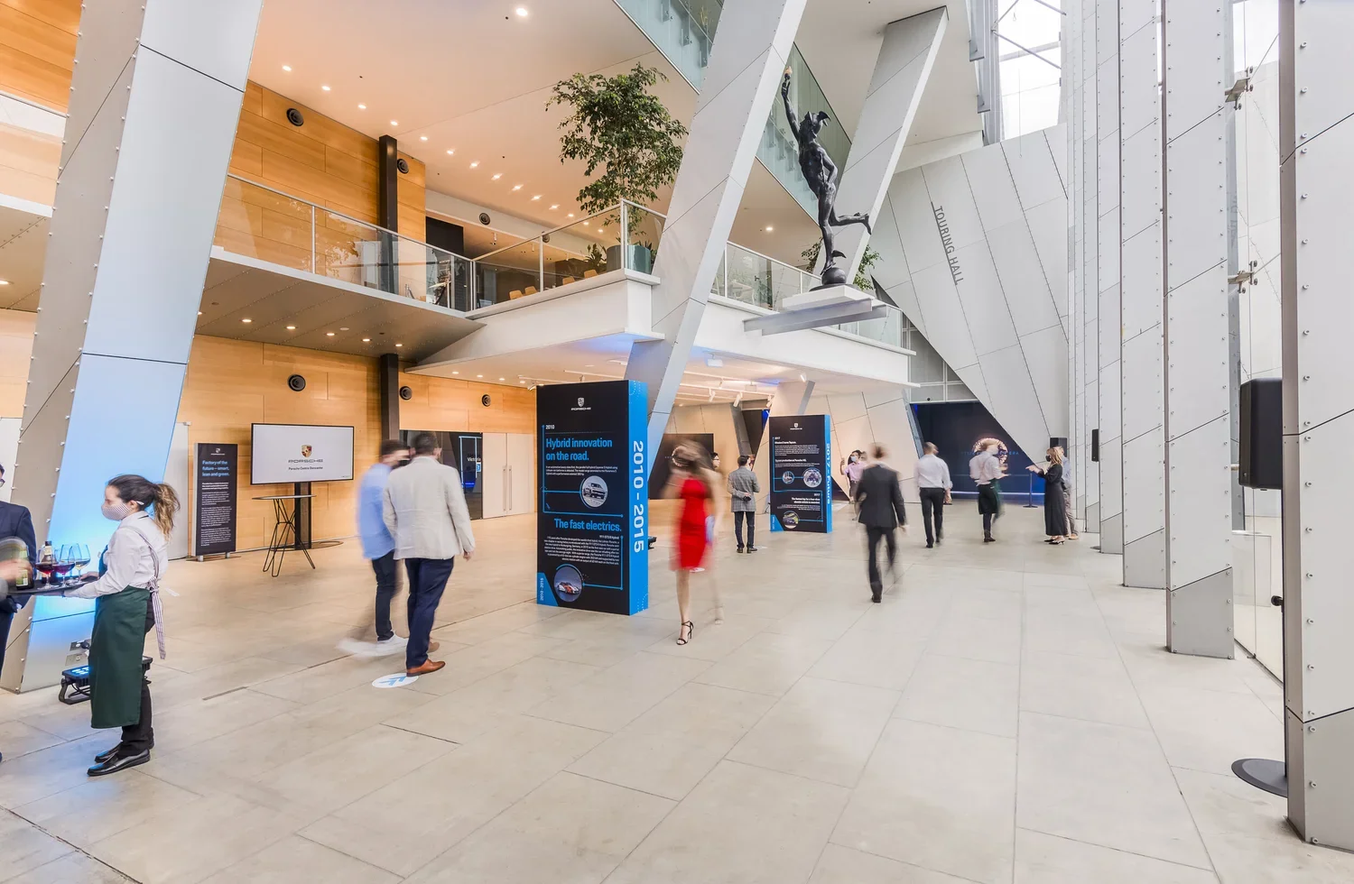 stewiedonn+HR+MelbourneMuseum-Spaces-Porsche-31.webp