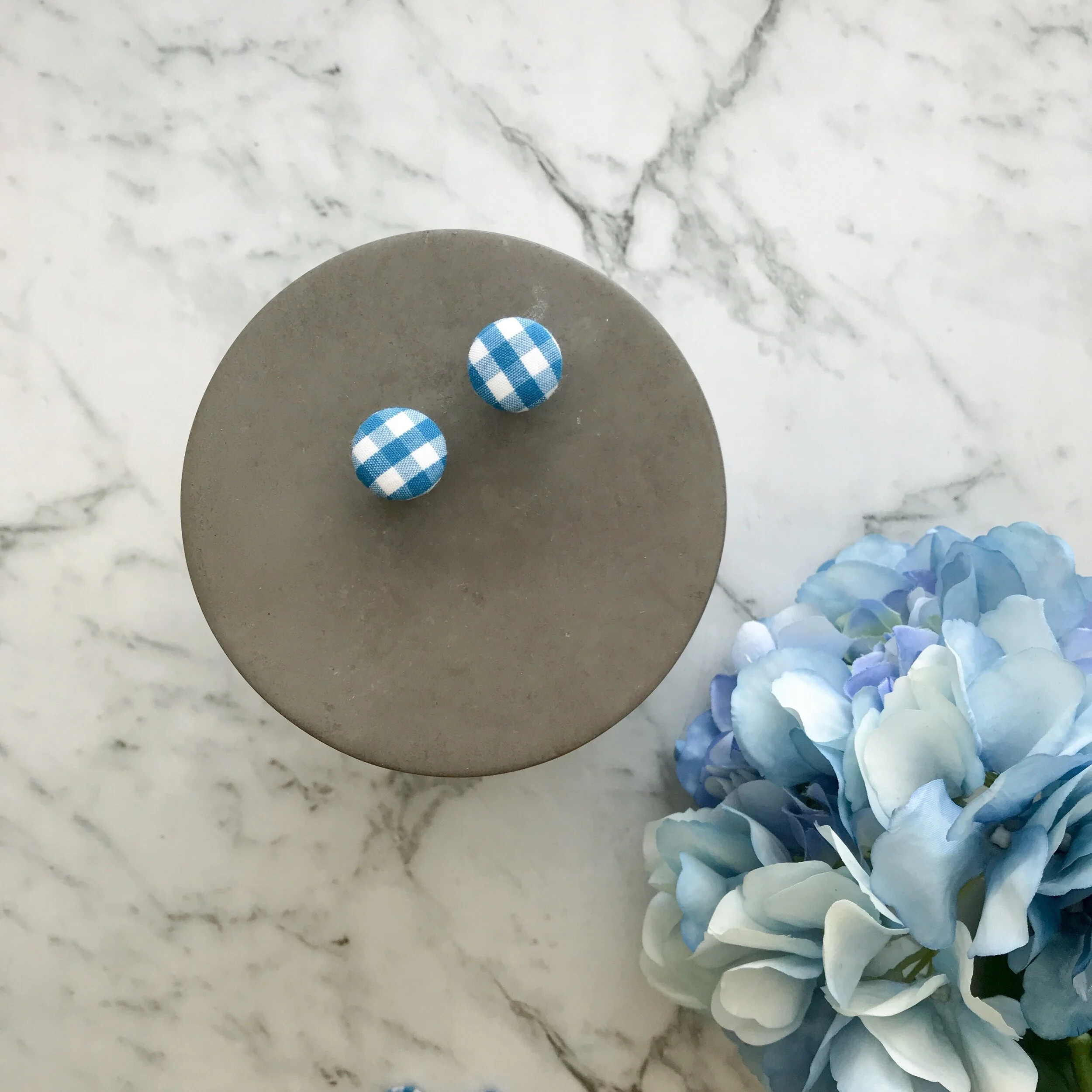 Flat Lay Blue Gingham 15mm.JPEG