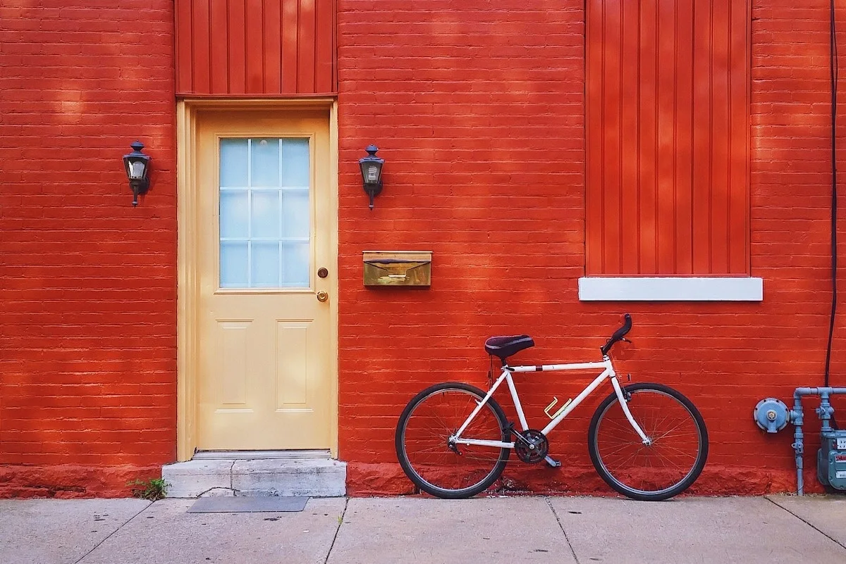 Moving Abroad: Finding Community Overseas