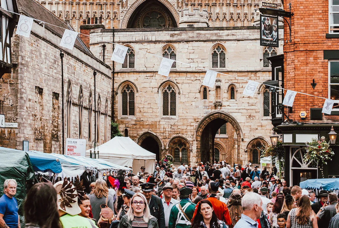 31 Tips for Surviving (Not Crying) in a New Country