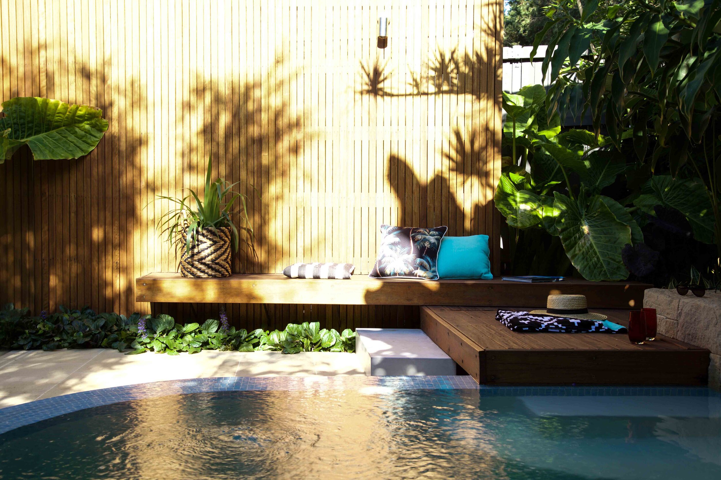 Custom pool designs Sydney.jpg