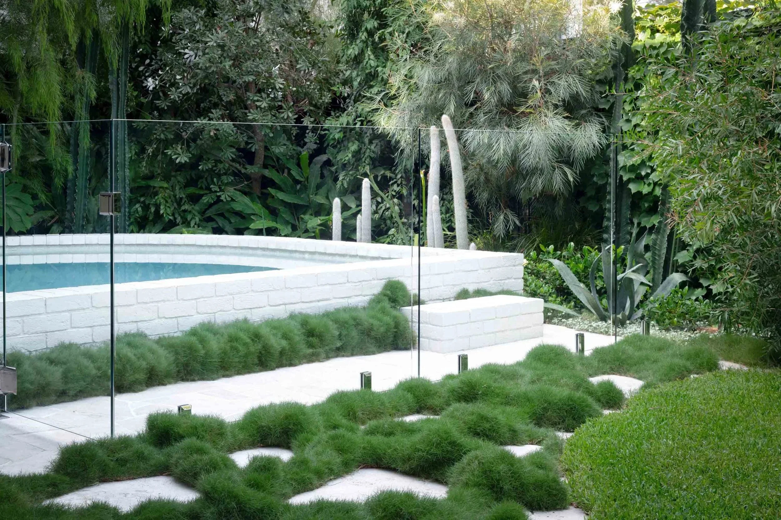 MOD-CENTURY GARDEN