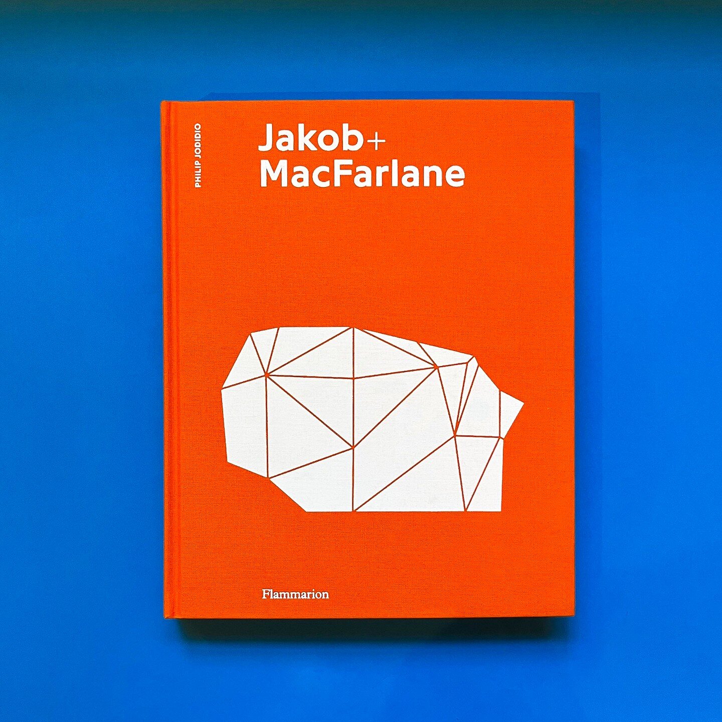 International architectural firm Jakob + MacFarlane-- an experimental laboratory focused on environmental transition and digital culture--accords particular attention to programmatic and urban social innovations.

The agency seeks links between the t