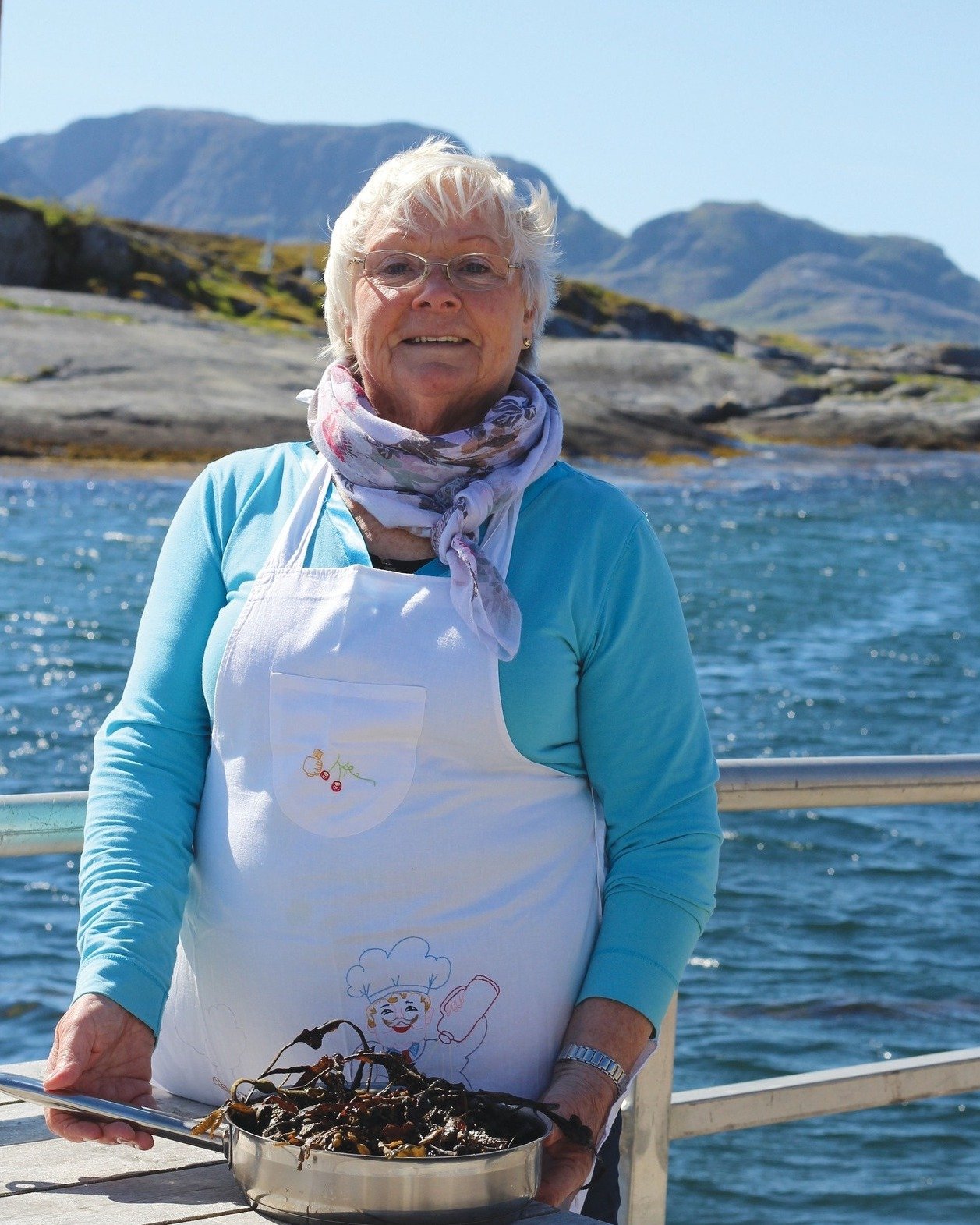 Grattis p&aring; mors dag till alla fantastiska mammor 🌸

Idag vill vi skicka en extra varm h&auml;lsning till alla mammor &ndash; och s&auml;rskilt till min egen mamma hemma i Norge.

&Auml;ven om mors dag firades redan i februari i Norge vill jag 