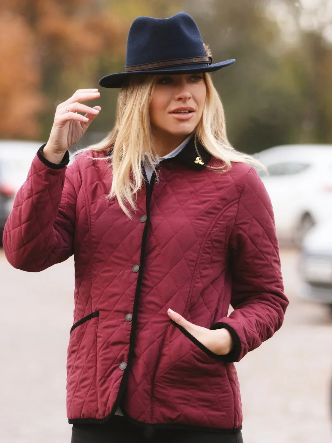 1042MoorlandFleeceLinedQuiltBurgundy_9_1080x.webp