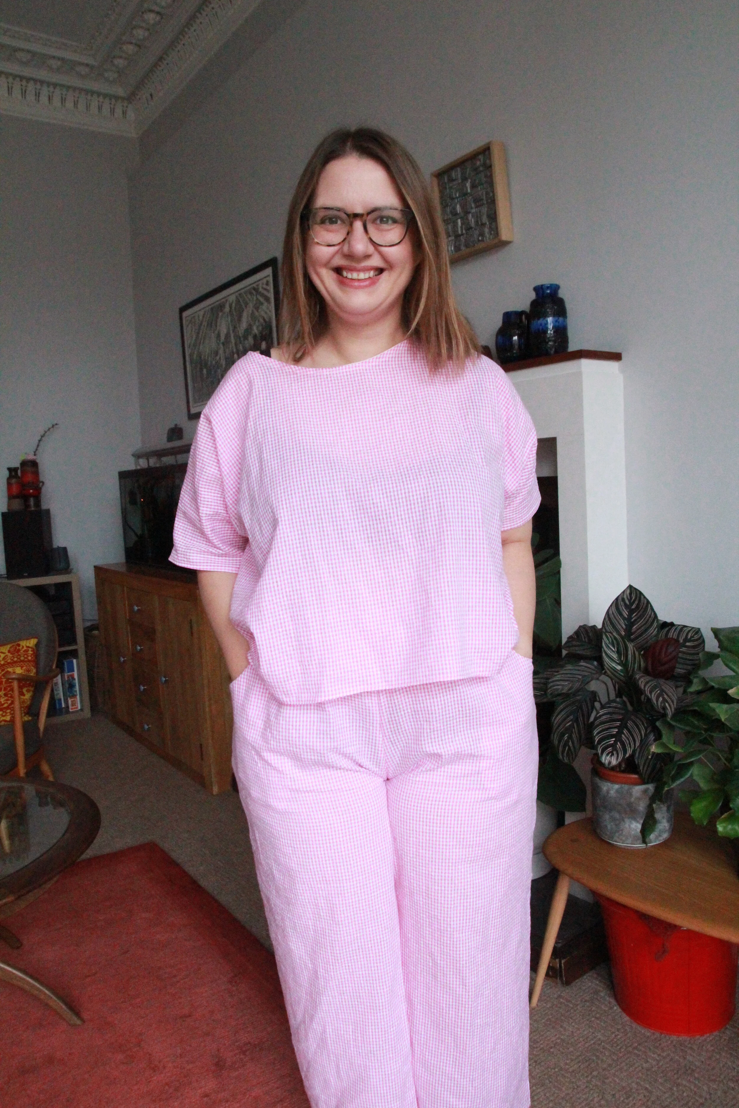 Peppermint Loungewear set in gingham seersucker 