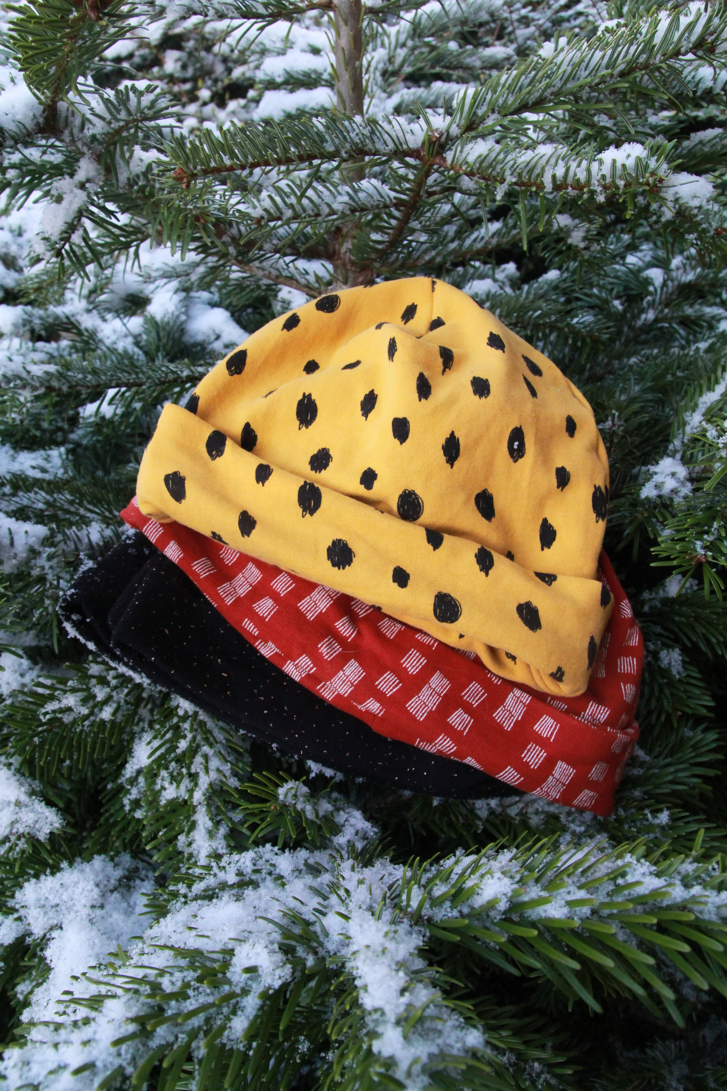 End of year stashbuster project: Melilot Harald hats