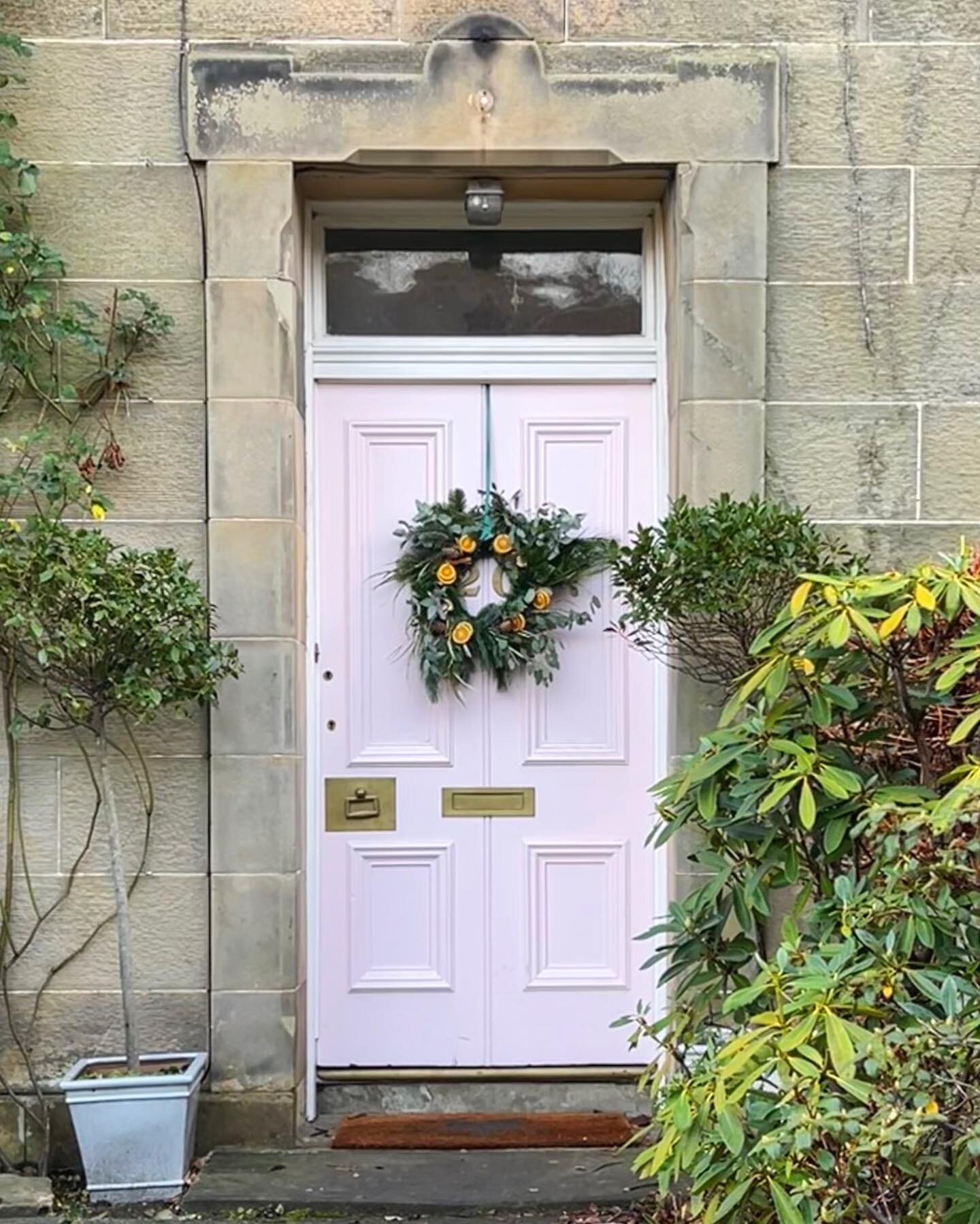 Wreath doors have started