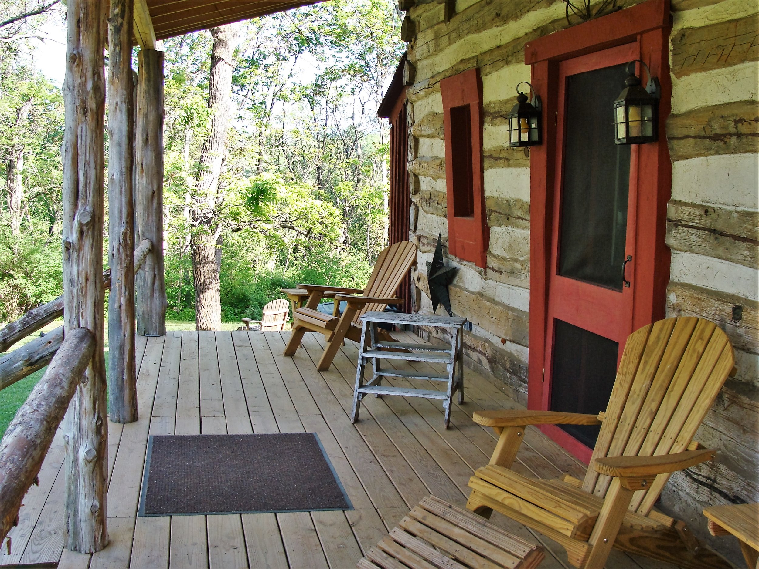 Retreat | Stone Cutters Cabin | Outside.JPG