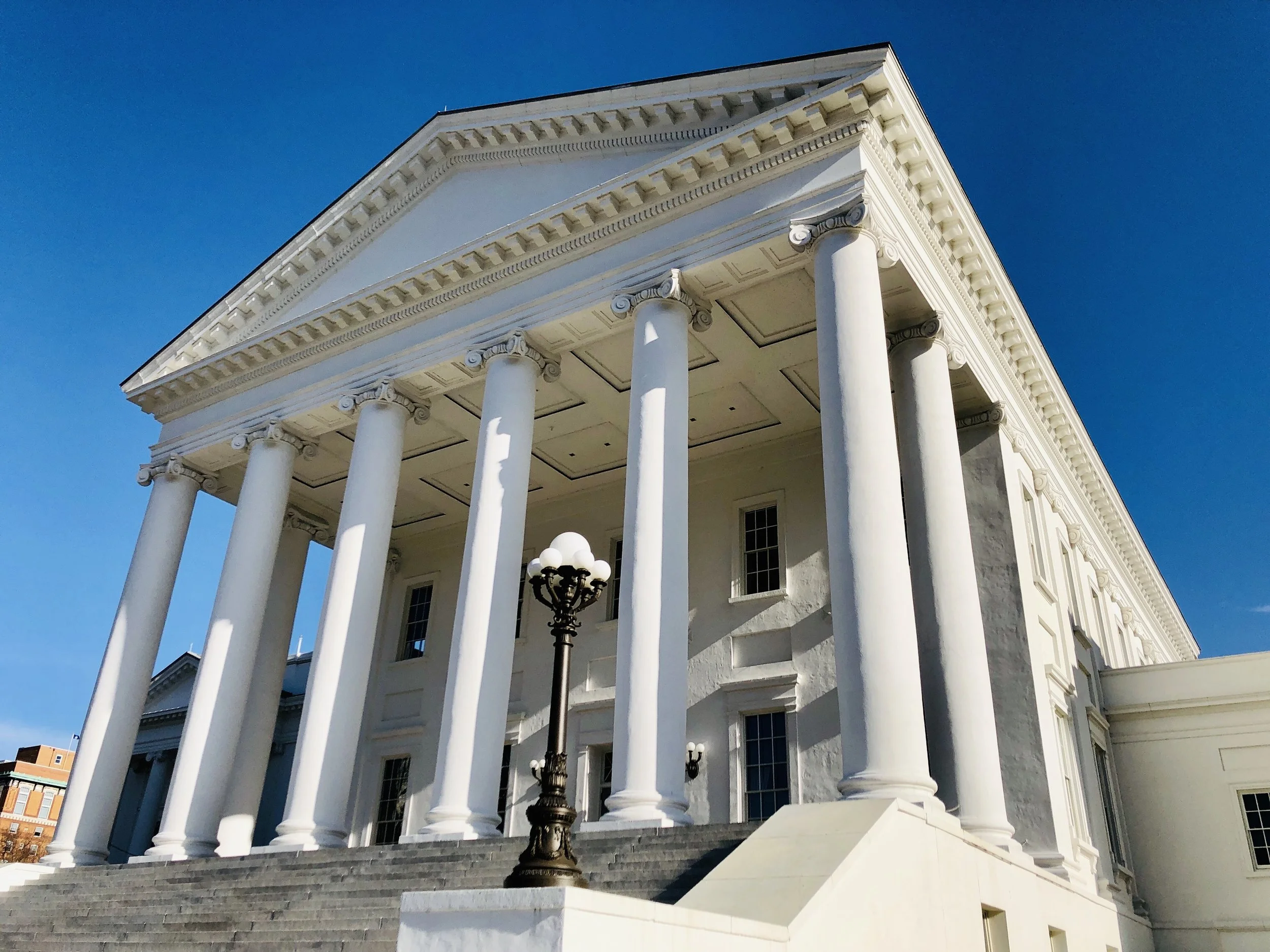 As ‘23 Virginia lawmaking session ends, here’s how emergency medicine fared