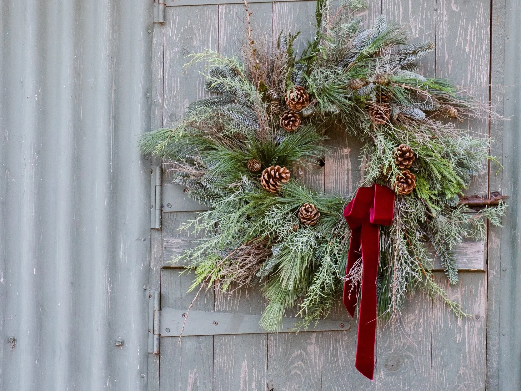 Christmas Wreath Workshop @ The Clevedon Distillery, BS21 7NZ. 29th November 5.30pm- 8.30pm