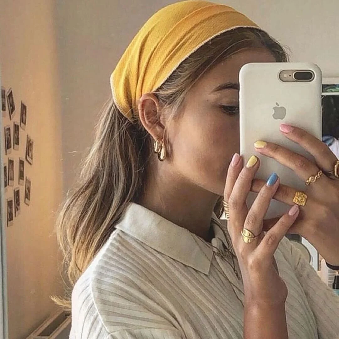 SS20 Trend: How to Wear a Scarf