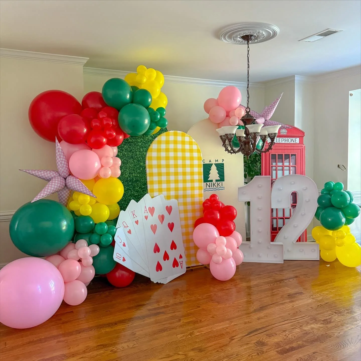 ποΈ Let’s get together, yeah yeah yeah! It’s a Parent Trap party for Nicolette’s 12th birthday! ποΈ #popculturememphis