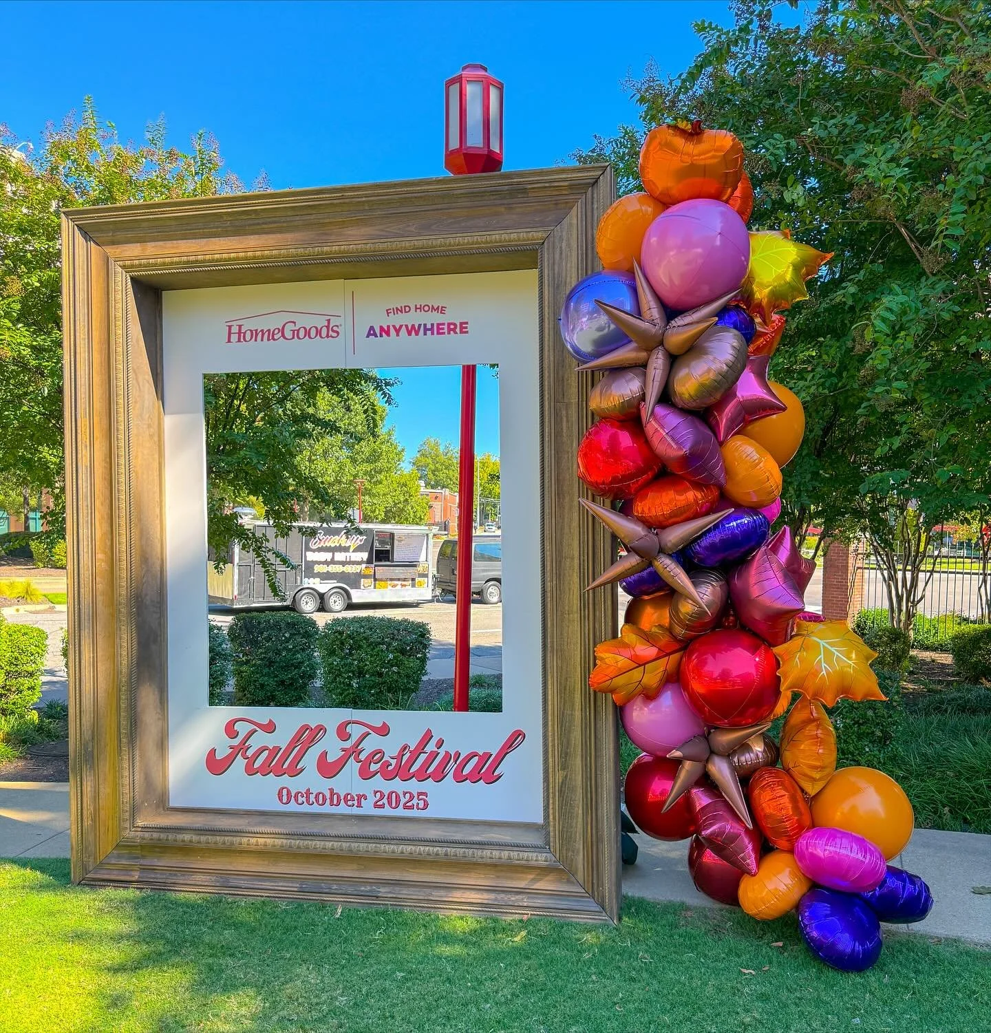 β€οΈπ©·ππ§‘ Just over here trying to summon fall at the @homegoods fall fest at @stjude ππππ #popculturememphis