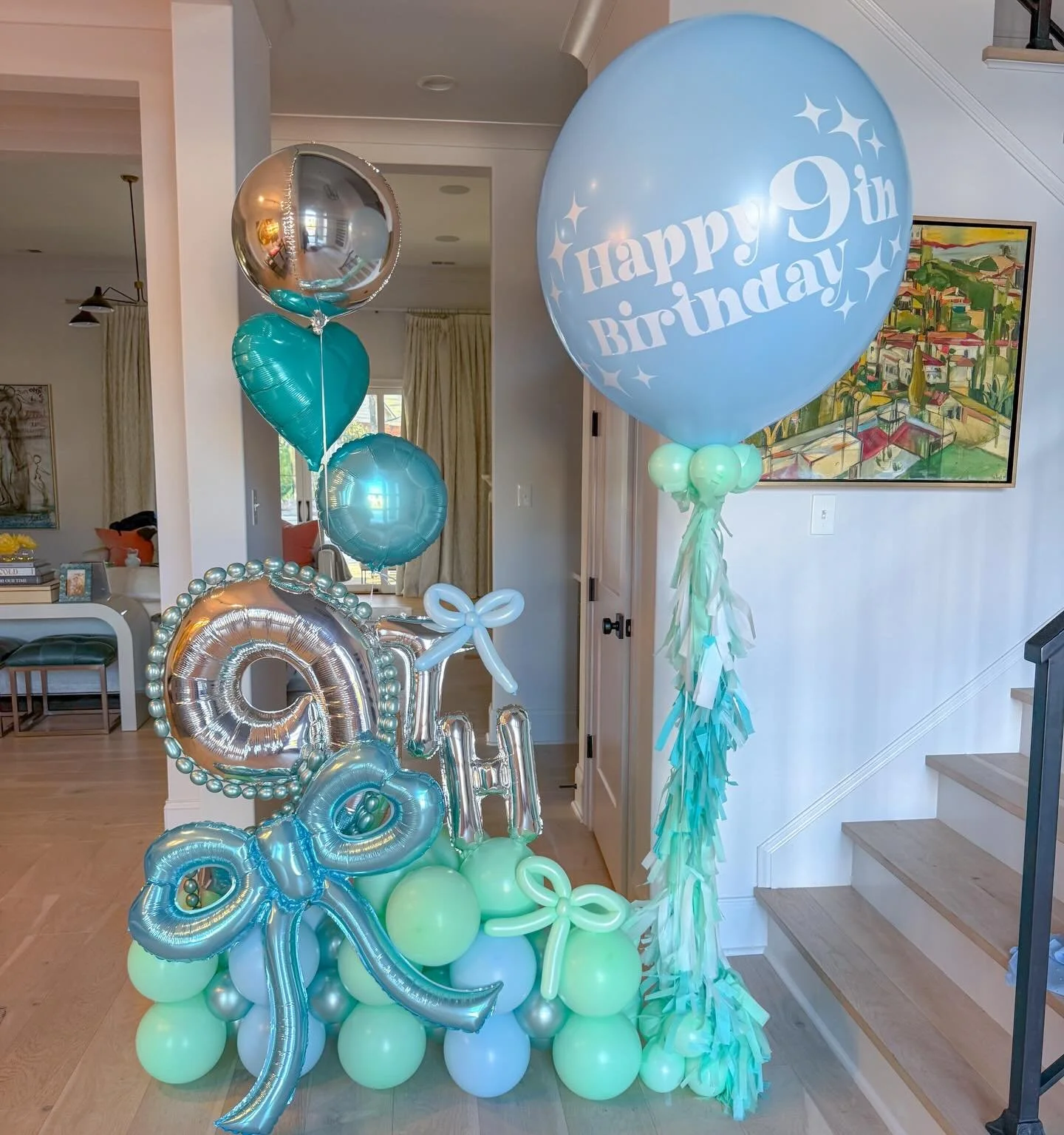 Always love a jumbo and marquee combo! The perfect delivery for any birthday! 🩵 #popculturememphis