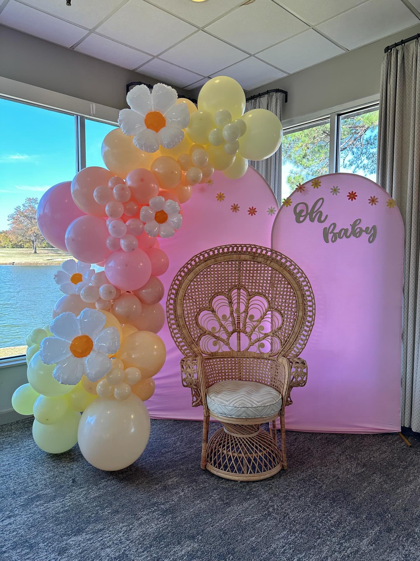 We&rsquo;re manifesting spring with this sweet Daisy themed baby shower 🌼🌼🌼🌼 #popculturememphis