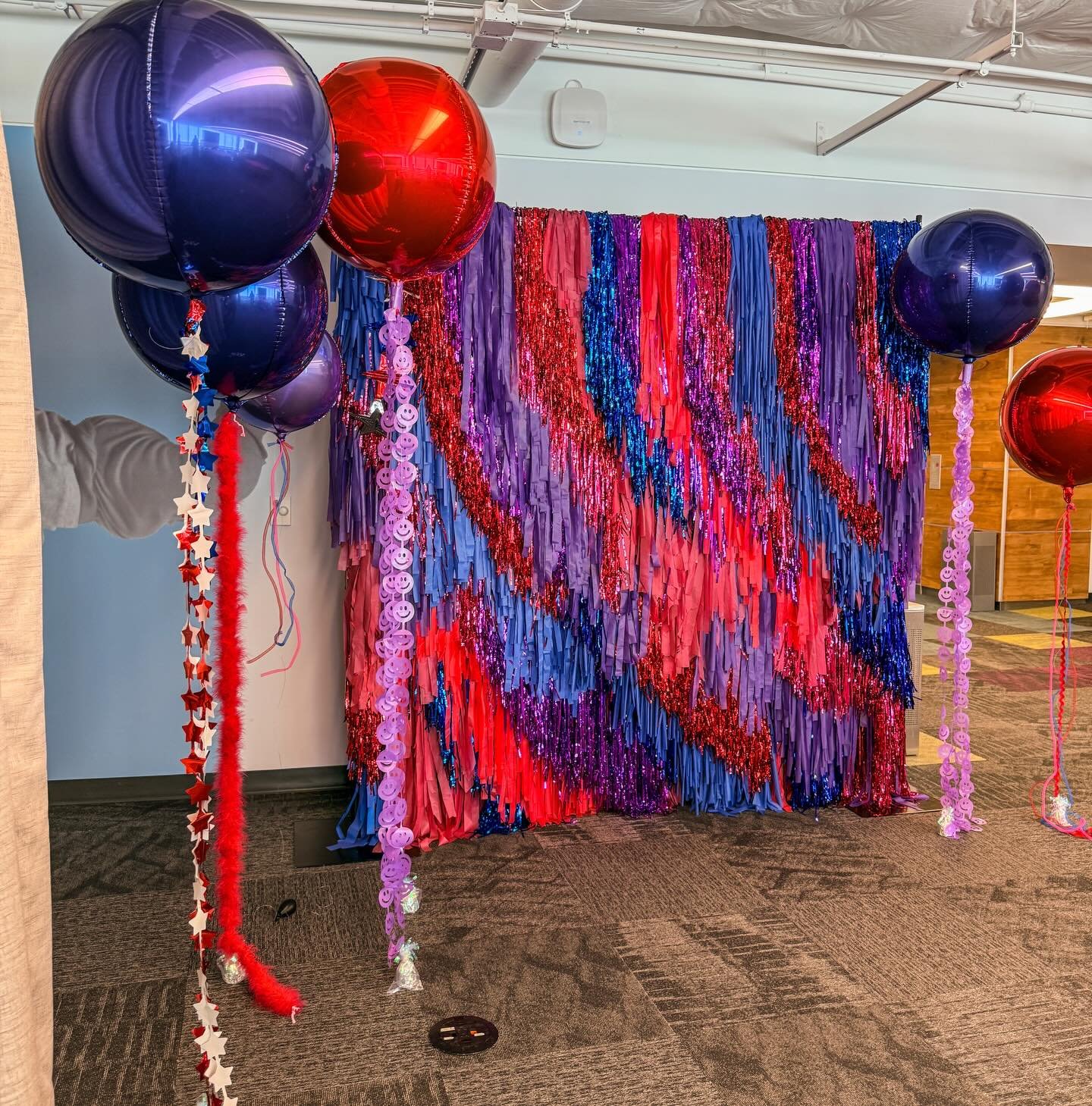 ❤️💜💙 Des Colores for @lostigresdelnorte at @stjude 💙💜❤️ #popculturememphis 💃💃💃 #popculturememphis