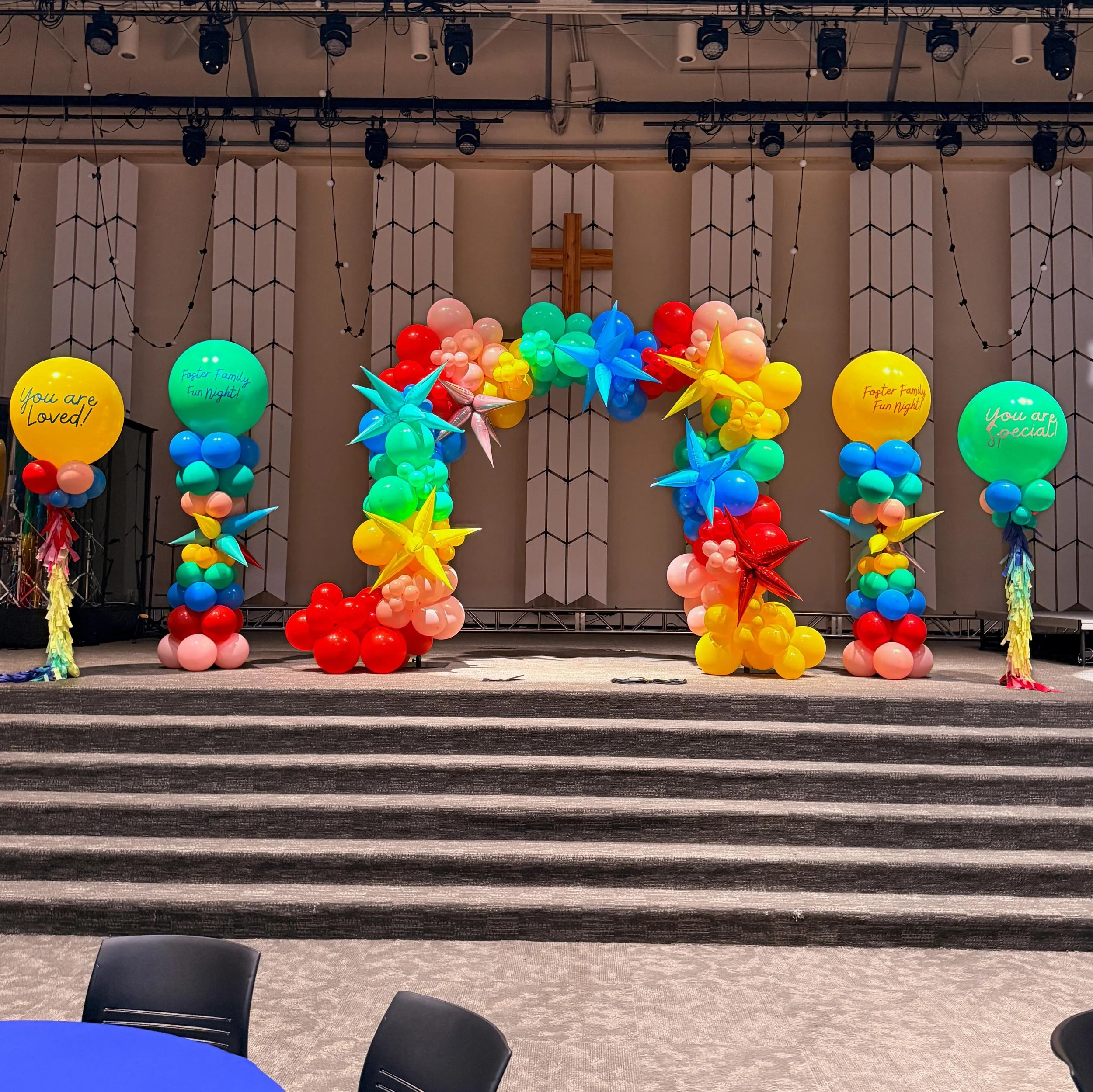 🩷❤️🧡💛💚🩵💙💜 Bright and happy. Just like we like it. 🌈🌈🌈🌈🌈🌈 #popculturememphis