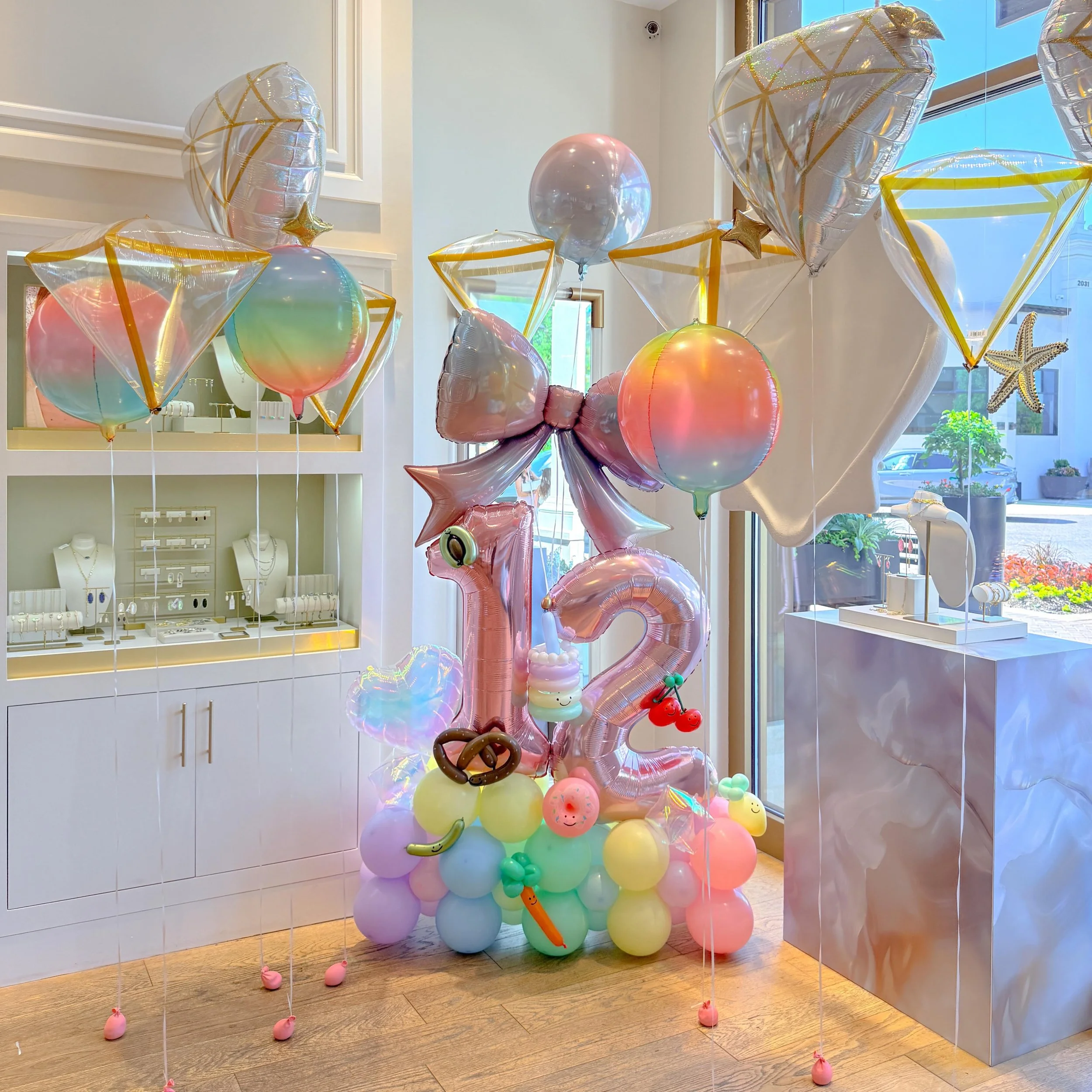 One thing we are going to do is kill a theme. A jellycat party at @kendrascott ? Done. ✅🤝💎 #popculturememphis