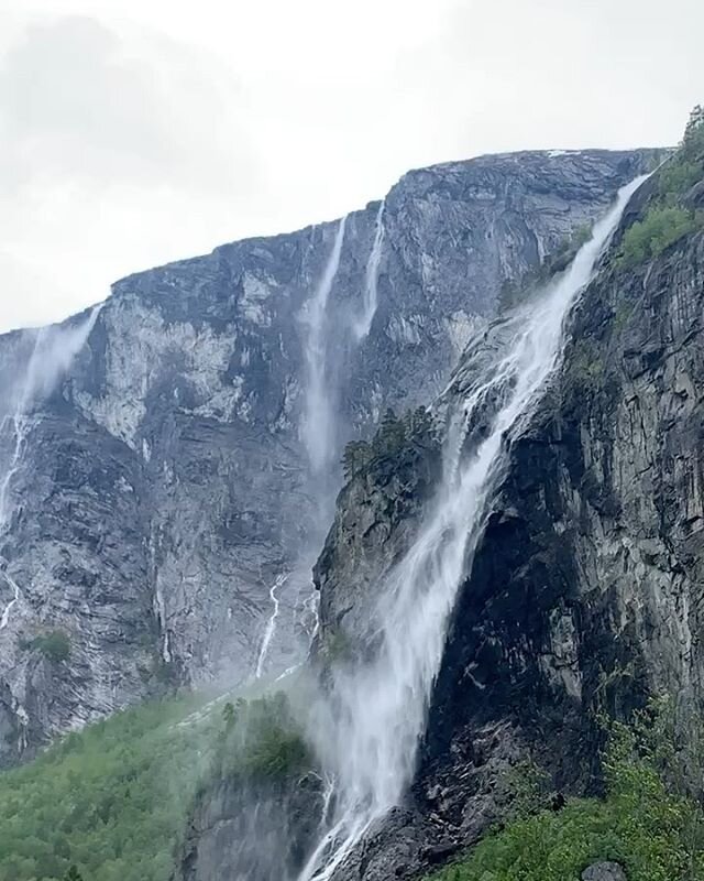 🚙