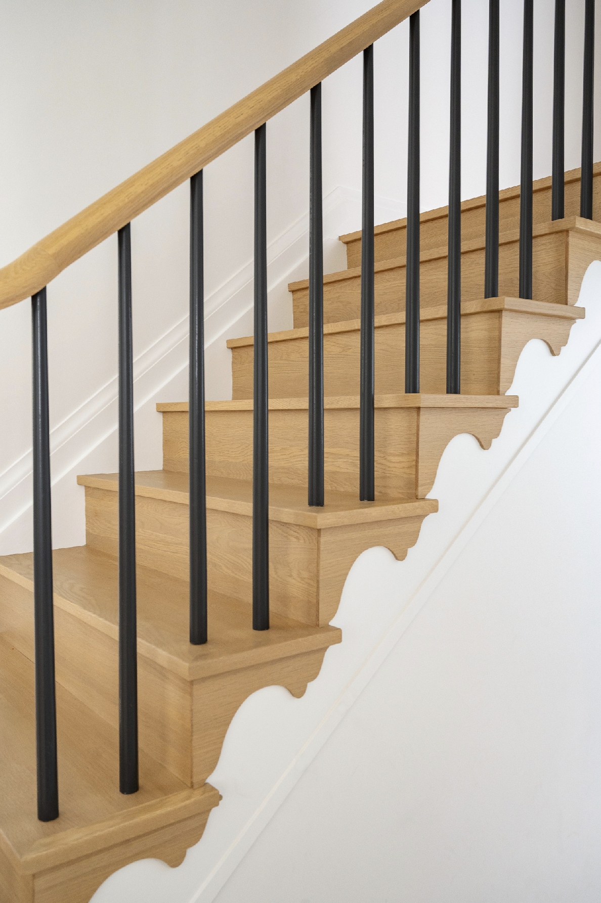 custom staircase detailing