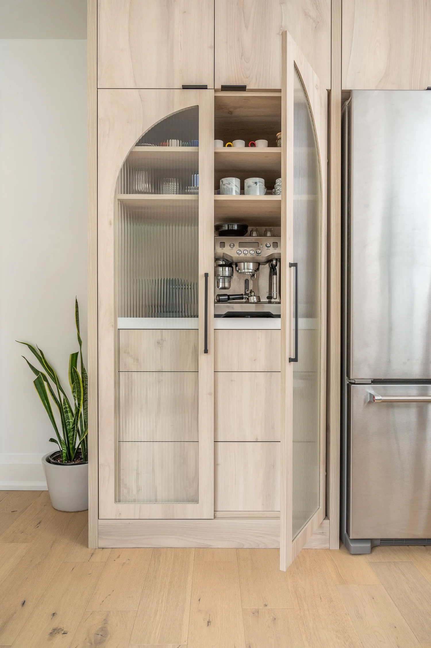 Understanding the mechanisms linking holistic housing renovations to ... - Holistic Wellness Apartment Renovation