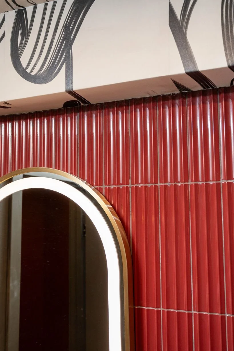 wallpaper to slat red tile connection