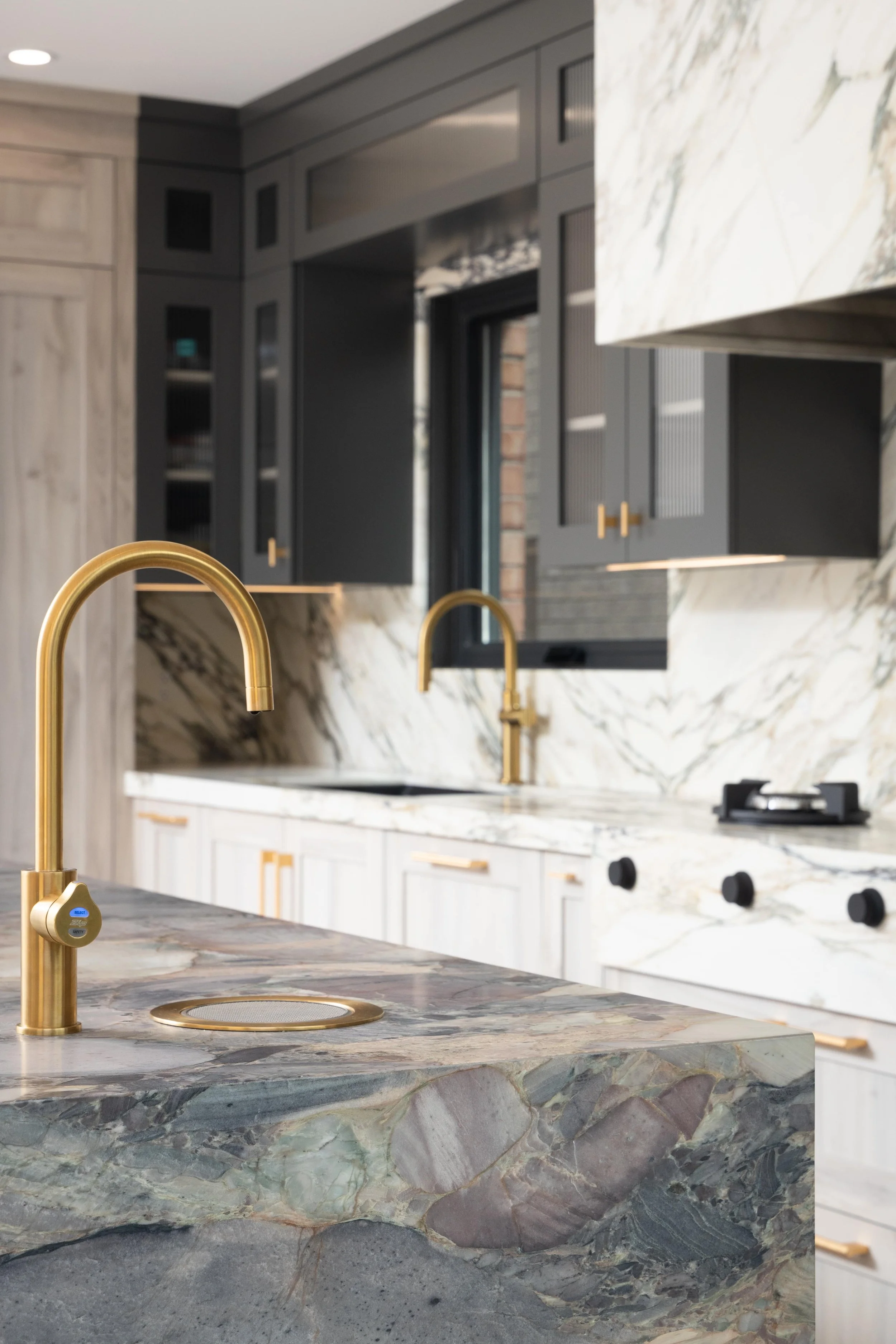 Luxury Kitchen Design Richmond Hill — Sansa Interiors