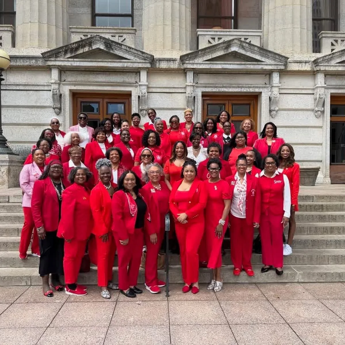 From the Queen City to the Statehouse ❤️🤍

Our sorors joined Delta women from across Ohio for Delta Days at the Ohio Statehouse in Columbus, united in advocacy, sisterhood, and action. Together, we engaged with lawmakers and advocated for issues imp