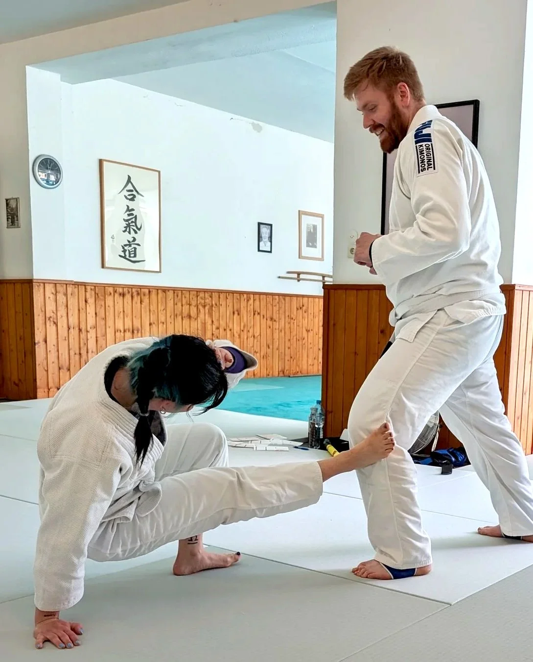 Gracie+Jiu-Jistu+N%C3%BCrnberg+Selbstverteidigung+get+up+kick.jpg
