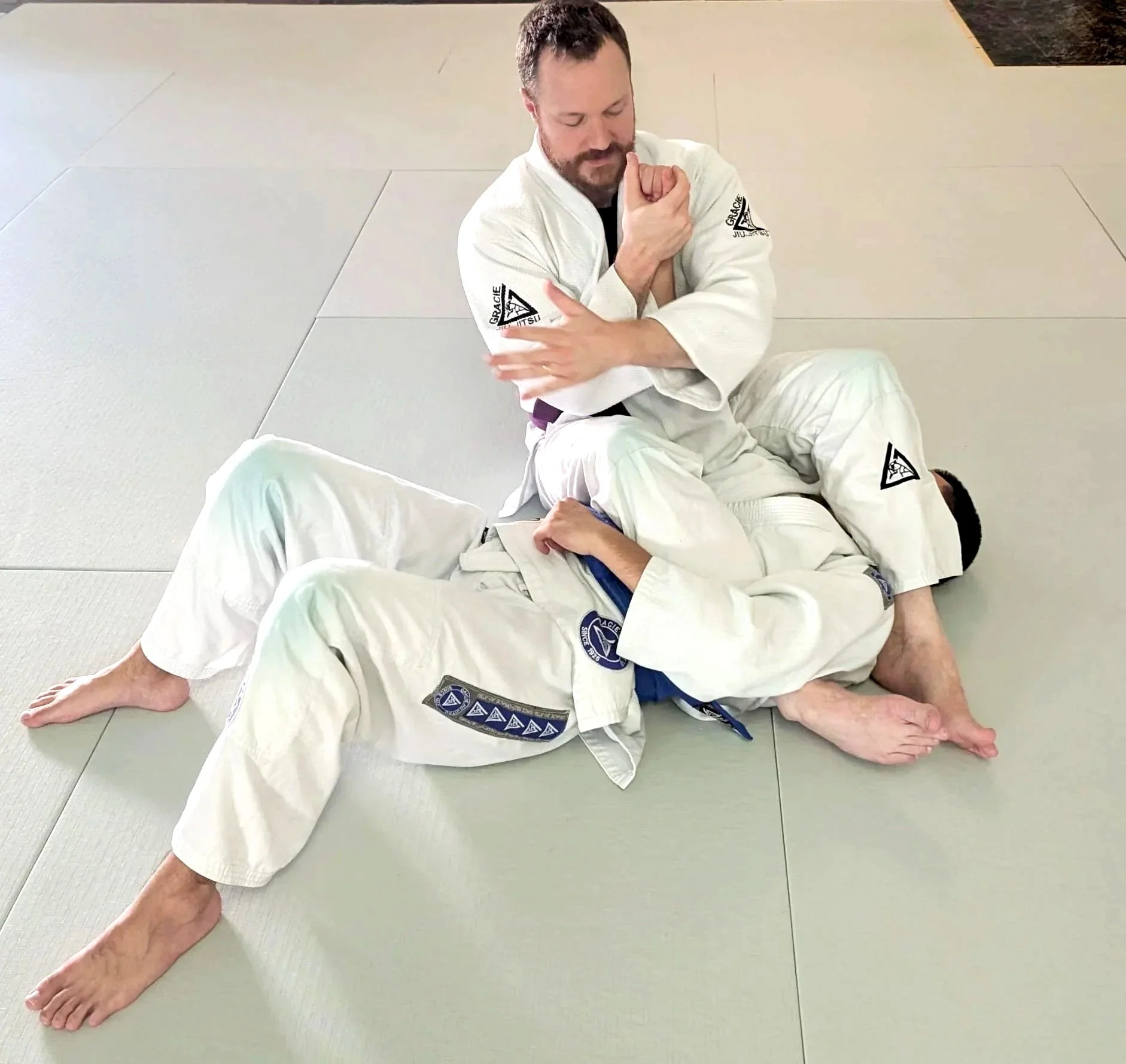 Selbstverteidigung%2BBJJ%2BGracie%2BJiu-Jitsu%2BN%25C3%25BCrnberg%2BArmbar%2B2025.jpg