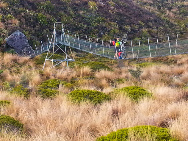 biking-the-heaphy-2.jpg