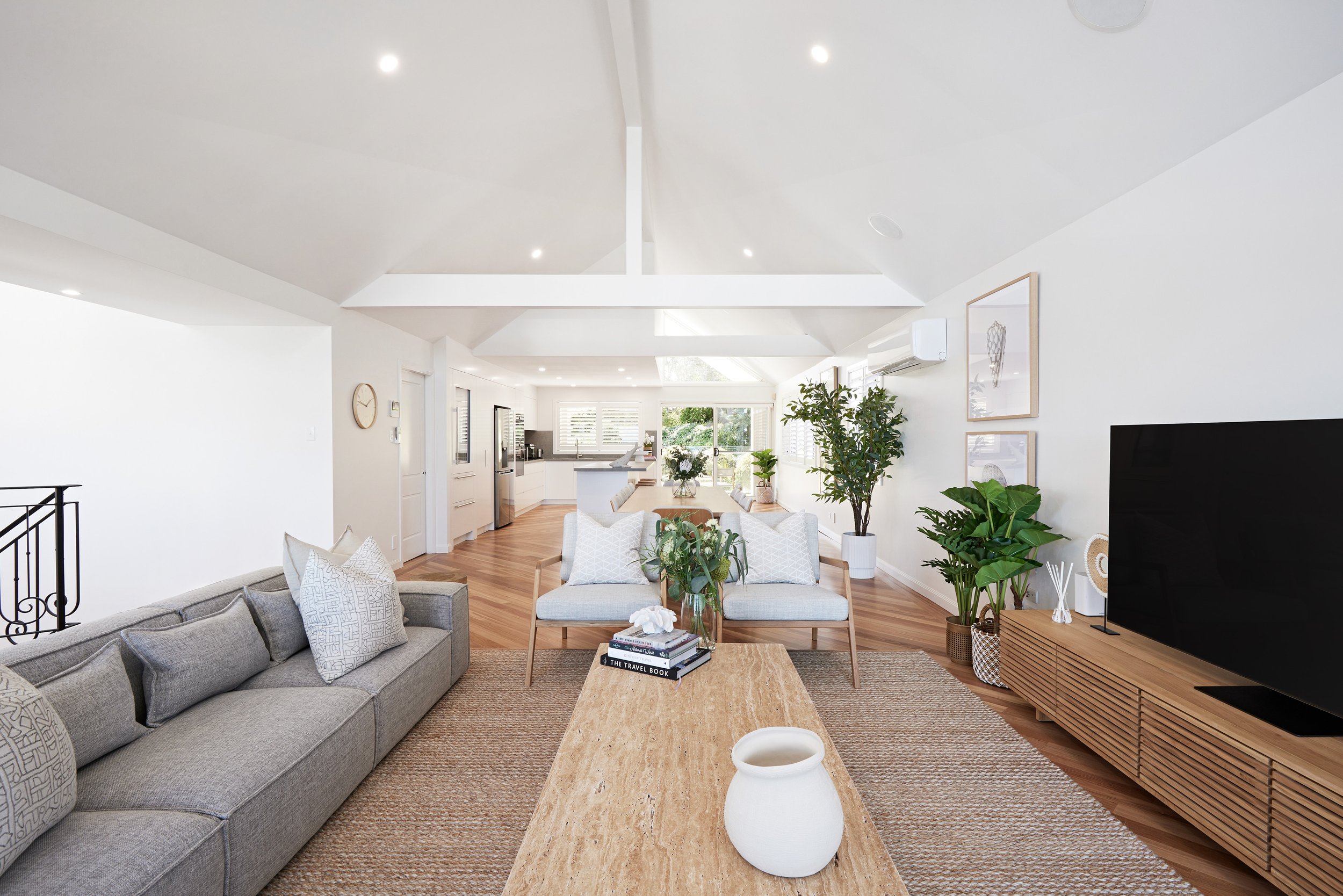 Choosing the right rug size