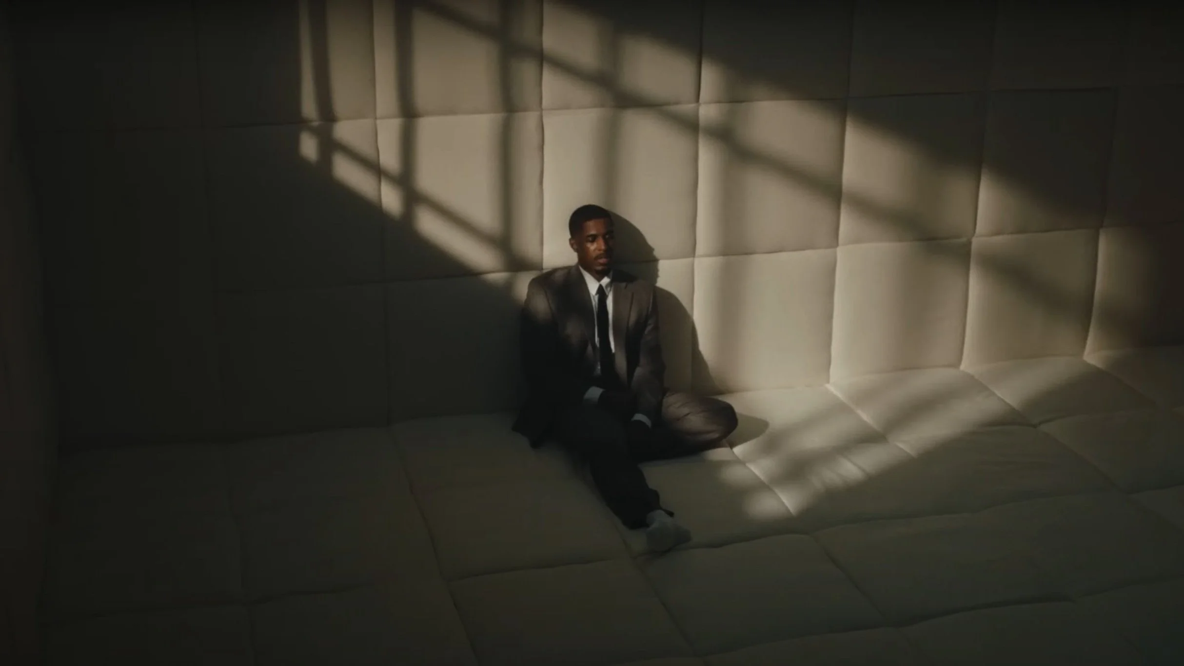 Khamari - These Four Walls (Director/Creative Director)