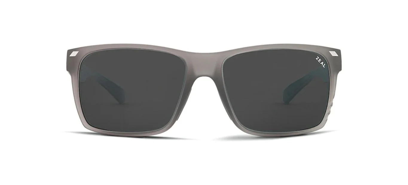 Brewer 10517 Dark Grey (1).jpg