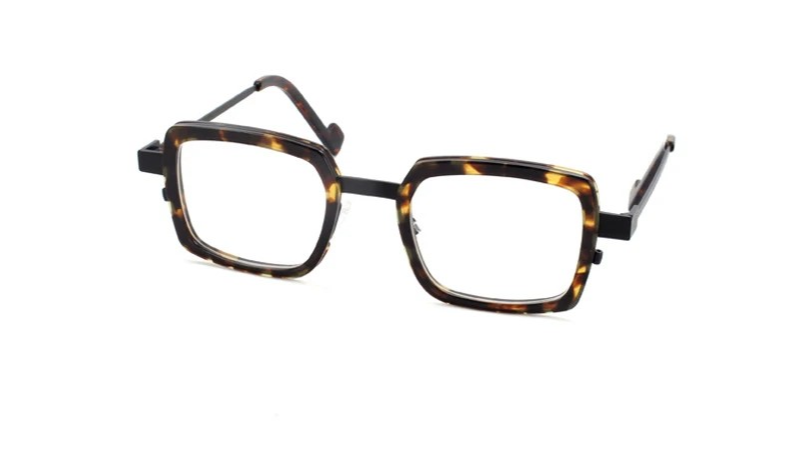 Como+C303+133+Black+Metal+and+Tortoiseshell+Acetate+%281%29.png