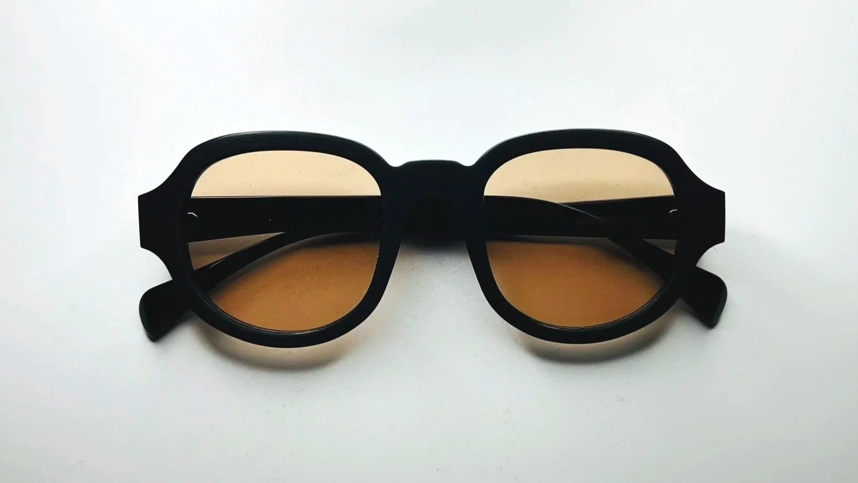 jacques durand Hokkaido Sun in 002 Black