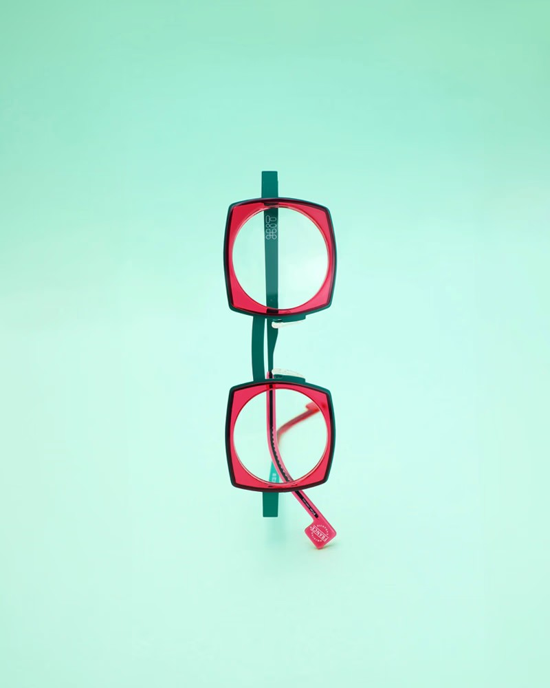 Combi C205 006 Green Metal and Translucent Pink Acetate (3).png
