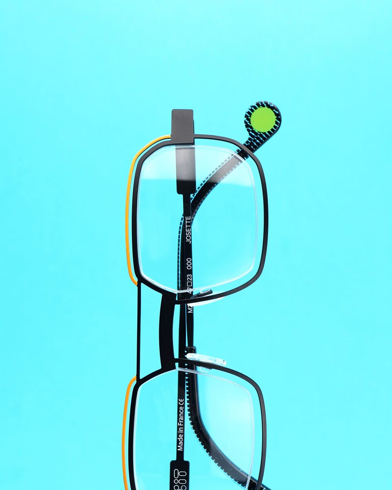 Josette M211 000 Black and Yellow (2).png