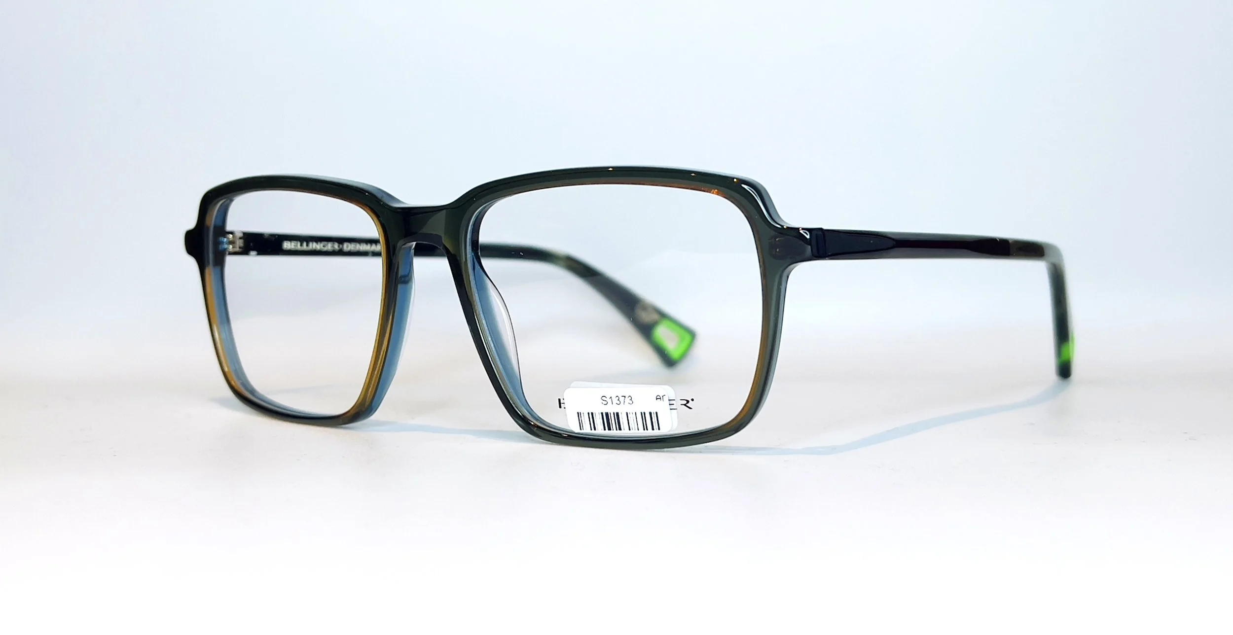 Bellinger Hawker - 2.JPG