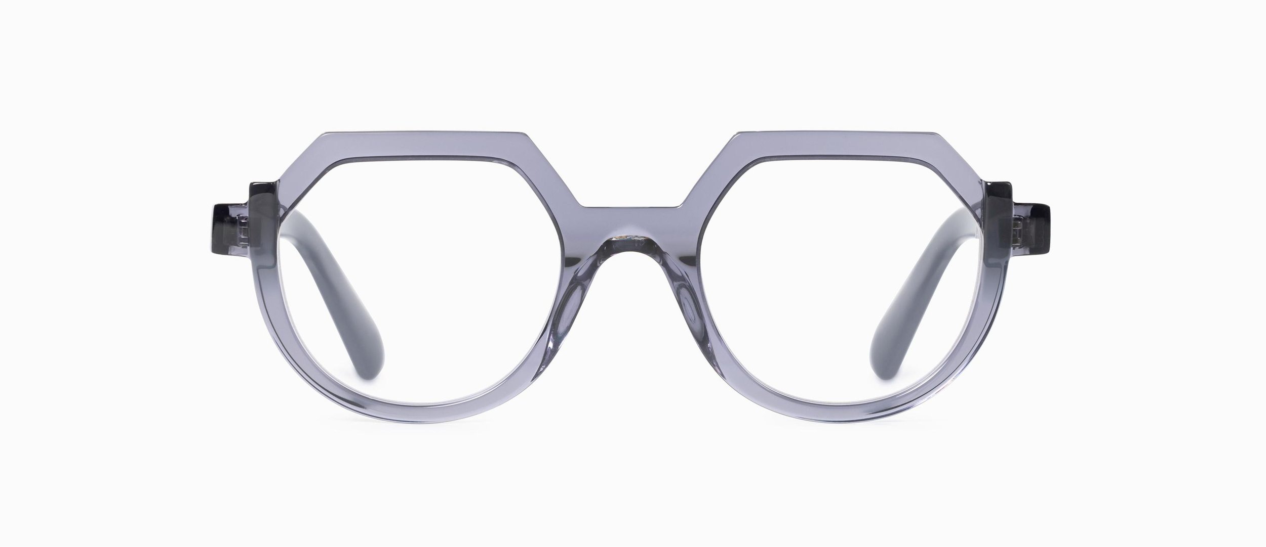 Veronika Wildgruber Wanda in 193 Mangrove