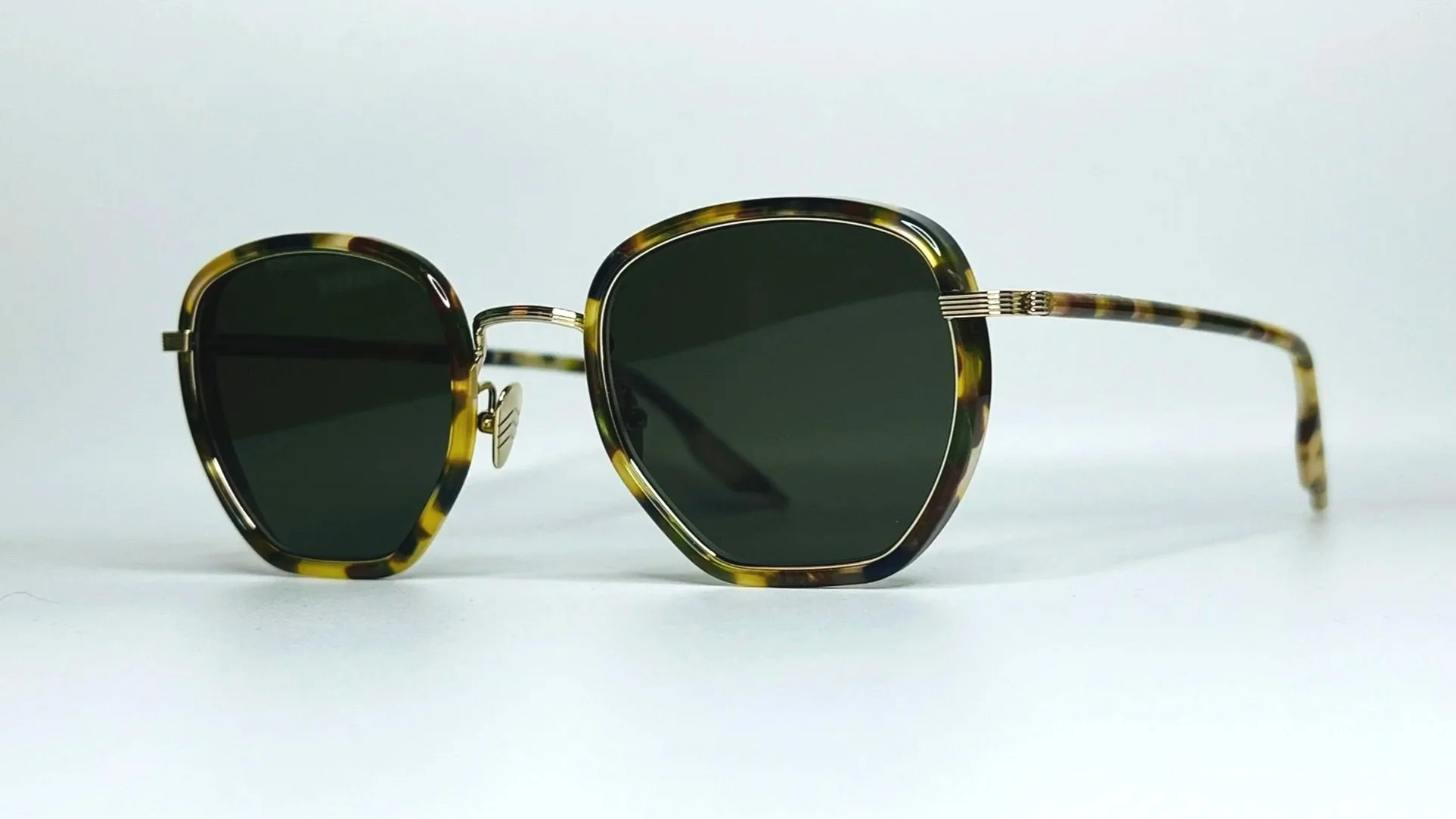 33517+Peyton+-+12K+Titanium+%2B+Tuscan+Tortoise+%284%29.jpg